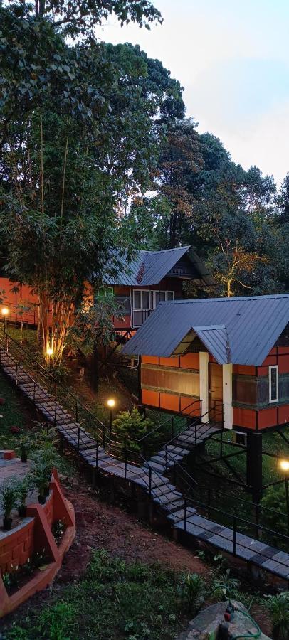 Santhi Hill View Resort Munnar Exterior photo